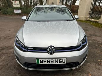 VOLKSWAGEN E-GOLF 35.8kWh e-Golf Hatchback 5dr Electric Auto (136 ps)