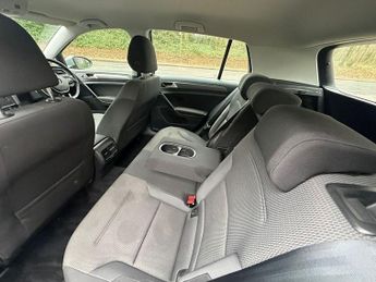 VOLKSWAGEN E-GOLF 35.8kWh e-Golf Hatchback 5dr Electric Auto (136 ps)