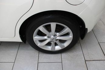 NISSAN NOTE 1.2 DIG-S Tekna Hatchback 5dr Petrol CVT Euro 5 (s/s) (98 ps)