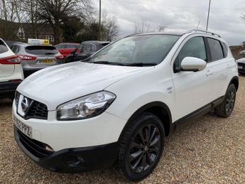 Nissan Qashqai 1.5 dCi n-tec+ SUV 5dr Diesel Manual 2WD Euro 5 (110 ps)