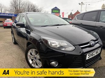 Ford Focus 1.6 Titanium Navigator Hatchback 5dr Petrol Powershift Euro 5 (1