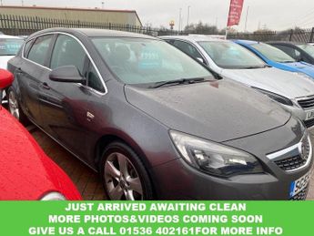 Vauxhall Astra 1.6 16v SRi Hatchback 5dr Petrol Manual Euro 5 (115 ps)