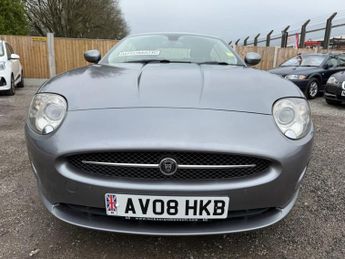 JAGUAR XK 4.2 V8 Coupe 2dr Petrol Auto Euro 4 (300 ps)