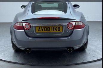 JAGUAR XK 4.2 V8 Coupe 2dr Petrol Auto Euro 4 (300 ps)