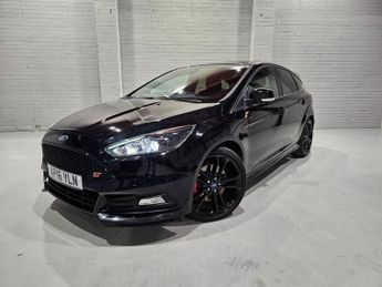 Ford Focus 2.0T EcoBoost ST-3 Hatchback 5dr Petrol Manual Euro 6 (s/s) (250