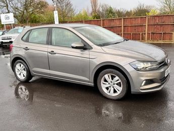 Volkswagen Polo 1.0 EVO SE FIVE DOOR 65 BHP + PARKING SENSORS + APPLE CAR PLAY