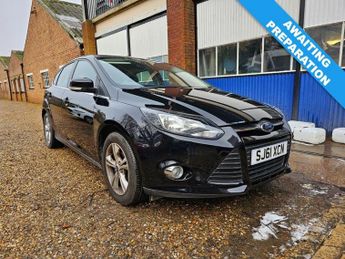 Ford Focus 1.6 Zetec Hatchback 5dr Petrol Manual Euro 5 (105 ps)