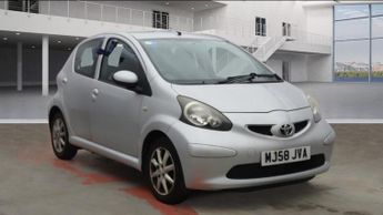 Toyota AYGO 1.0 VVT-i Platinum Hatchback 5dr Petrol Manual Euro 4 (67 bhp)