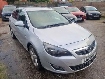 Vauxhall Astra 2.0 CDTi SRi Sports Tourer 5dr Diesel Manual Euro 5 (s/s) (160 p