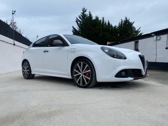 Alfa Romeo Giulietta 1750 TBi Veloce Hatchback 5dr Petrol TCT Euro 6 (240 bhp)