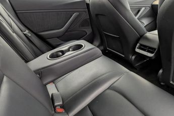 TESLA Model 3 (Dual Motor) Long Range Saloon 4dr Electric Auto 4WDE (346 ps)