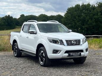 NISSAN NAVARA 2.3 Navara Tekna dCi Auto 4WD 5dr