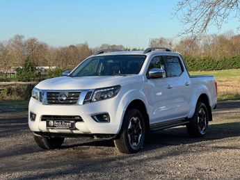 NISSAN NAVARA 2.3 Navara Tekna dCi Auto 4WD 5dr