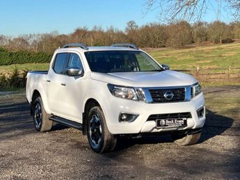 NISSAN NAVARA 2.3 Navara Tekna dCi Auto 4WD 5dr