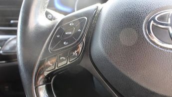 TOYOTA C-HR 1.8 VVT-h Dynamic SUV 5dr Petrol Hybrid CVT Euro 6 (s/s) (122 ps