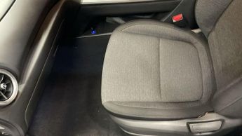 HYUNDAI KONA 64kWh Premium SUV 5dr Electric Auto (10.5kW Charger) (204 ps)