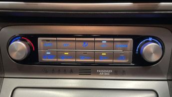 HYUNDAI KONA 64kWh Premium SUV 5dr Electric Auto (10.5kW Charger) (204 ps)