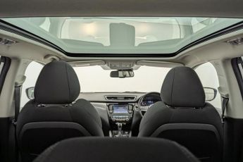 NISSAN QASHQAI 1.6 dCi N-Connecta SUV 5dr Diesel XTRON Euro 6 (s/s) (130 ps)