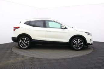 NISSAN QASHQAI 1.6 dCi N-Connecta SUV 5dr Diesel XTRON Euro 6 (s/s) (130 ps)