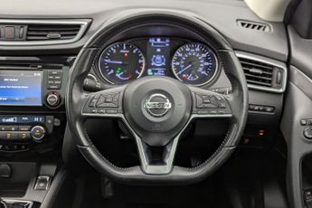 NISSAN QASHQAI 1.6 dCi N-Connecta SUV 5dr Diesel XTRON Euro 6 (s/s) (130 ps)