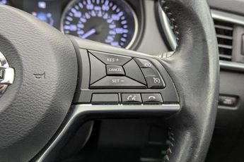 NISSAN QASHQAI 1.6 dCi N-Connecta SUV 5dr Diesel XTRON Euro 6 (s/s) (130 ps)