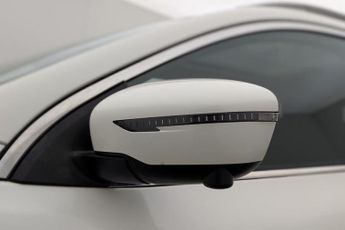 NISSAN QASHQAI 1.6 dCi N-Connecta SUV 5dr Diesel XTRON Euro 6 (s/s) (130 ps)