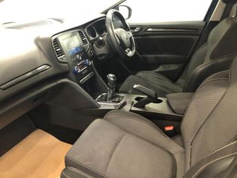 RENAULT MEGANE 1.3 TCe Play Sport Tourer 5dr Petrol Manual Euro 6 (s/s) (140 ps