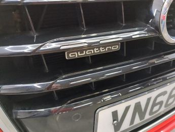 AUDI Q3 2.0 TDI S line Plus SUV 5dr Diesel S Tronic quattro Euro 6 (s/s)