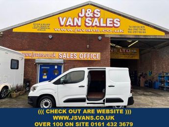 Vauxhall Combo 1.5 Turbo D 2300 Dynamic Panel Van 4dr Diesel Manual L1 H1 Euro 