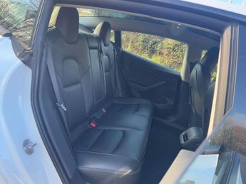 TESLA Model 3 (Dual Motor) Long Range Saloon 4dr Electric Auto 4WDE (346 ps)