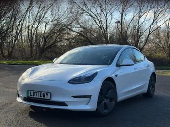 TESLA Model 3 (Dual Motor) Long Range Saloon 4dr Electric Auto 4WDE (346 ps)
