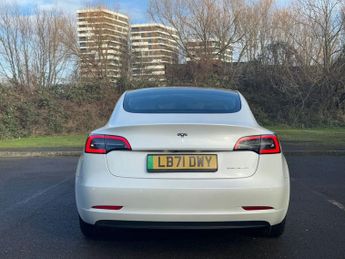 TESLA Model 3 (Dual Motor) Long Range Saloon 4dr Electric Auto 4WDE (346 ps)