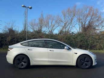 TESLA Model 3 (Dual Motor) Long Range Saloon 4dr Electric Auto 4WDE (346 ps)
