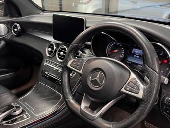 MERCEDES-BENZ GLC 3.0 GLC350d V6 AMG Line (Premium Plus) Coupe G-Tronic 4MATIC Eur