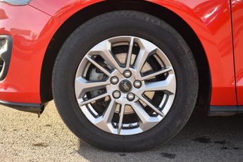 FORD FOCUS 1.0T EcoBoost MHEV Titanium Hatchback 5dr Petrol Hybrid DCT Euro