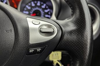 NISSAN JUKE 1.6 Acenta SUV 5dr Petrol XTRON Euro 6 (117 ps)