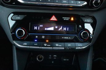 HYUNDAI IONIQ 1.6 h-GDi Premium Hatchback 5dr Petrol Hybrid DCT Euro 6 (s/s) (