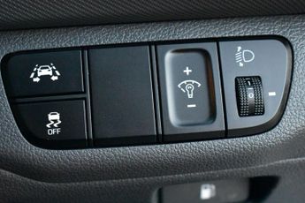 HYUNDAI IONIQ 1.6 h-GDi Premium Hatchback 5dr Petrol Hybrid DCT Euro 6 (s/s) (