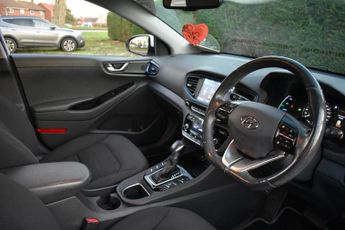 HYUNDAI IONIQ 1.6 h-GDi Premium Hatchback 5dr Petrol Hybrid DCT Euro 6 (s/s) (