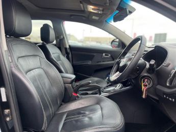 KIA SPORTAGE 2.0 CRDi KX-3 SUV 5dr Diesel Auto AWD Euro 5 (134 bhp)