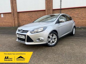 Ford Focus 1.6 Titanium Navigator Hatchback 5dr Petrol Powershift Euro 5 (1