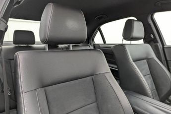 MERCEDES-BENZ E-CLASS 2.1 E220 CDI AMG Sport Saloon 4dr Diesel G-Tronic+ Euro 5 (s/s) 