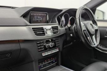 MERCEDES-BENZ E-CLASS 2.1 E220 CDI AMG Sport Saloon 4dr Diesel G-Tronic+ Euro 5 (s/s) 