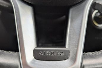 MERCEDES-BENZ E-CLASS 2.1 E220 CDI AMG Sport Saloon 4dr Diesel G-Tronic+ Euro 5 (s/s) 