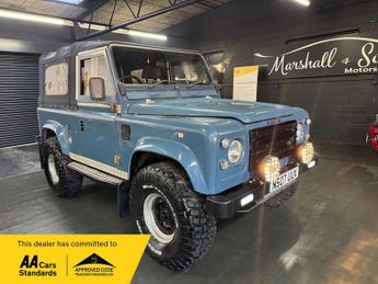 Land Rover Defender 2.5 300TDI SOFT-TOP PICK UP 