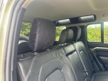 LAND ROVER DEFENDER 2.0 SD4 S SUV 5dr Diesel Auto 4WD Euro 6 (s/s) (200 ps)