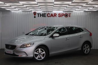 Volvo V40 2.0 D3 SE Hatchback 5dr Diesel Manual Euro 5 (s/s) (150 ps)