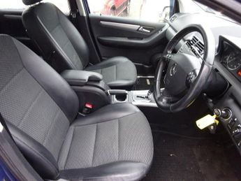 MERCEDES-BENZ A-CLASS 2.0 A180 CDI Avantgarde SE Hatchback 5dr Diesel CVT (144 g/km, 1
