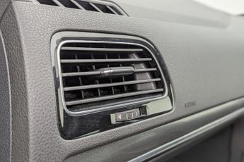 VOLKSWAGEN GOLF 2.0 TDI GTD Hatchback 5dr Diesel DSG Euro 6 (s/s) (184 ps)