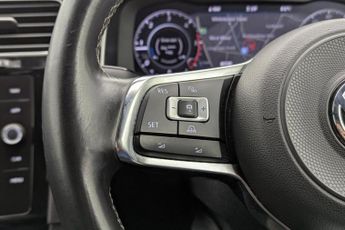 VOLKSWAGEN GOLF 2.0 TDI GTD Hatchback 5dr Diesel DSG Euro 6 (s/s) (184 ps)